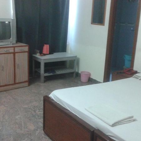 Hotel Pritam Palace Hisar Ngoại thất bức ảnh