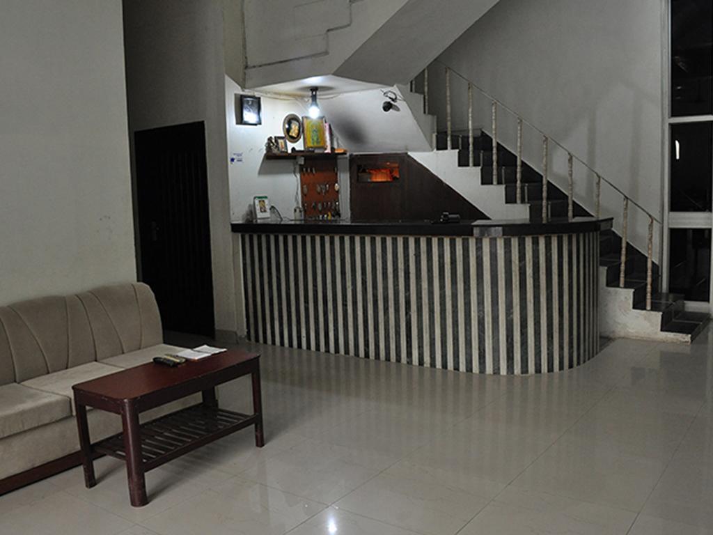 Hotel Pritam Palace Hisar Ngoại thất bức ảnh